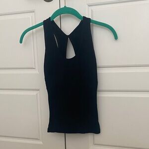 Black Women's Sleeveless Keyhole Tank Top